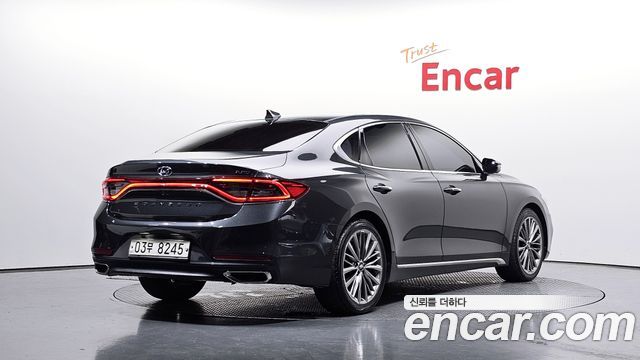 Hyundai Grandeur IG 2.2 Diesel Premium Special - фото 1