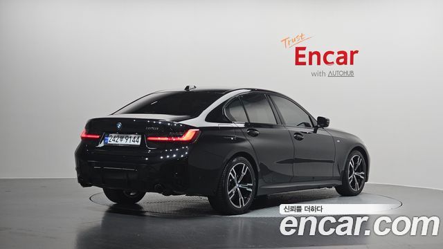 BMW 3-Series G20 320i M Sport - фото 1