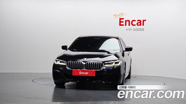 BMW 5-Series G30 520i M Sport - фото 2