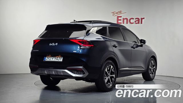 Kia Sportage 5-го поколения, гибрид Signature 2WD - фото 1