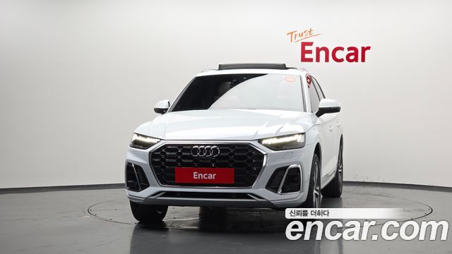 Audi Q5 FY 45 TFSI Quattro Premium - фото 2