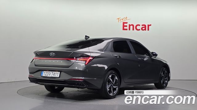 Hyundai Avante CN7, гибрид Inspiration - фото 1