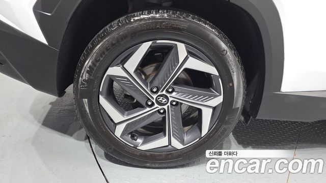 Hyundai Tucson NX4 Gasoline 1.6 Turbo 2WD Inspiration - фото 4