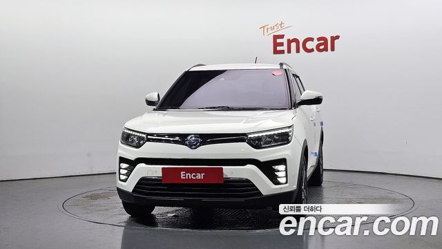 SsangYong Tivoli Gasoline 1.5 2WD V3 - фото 2