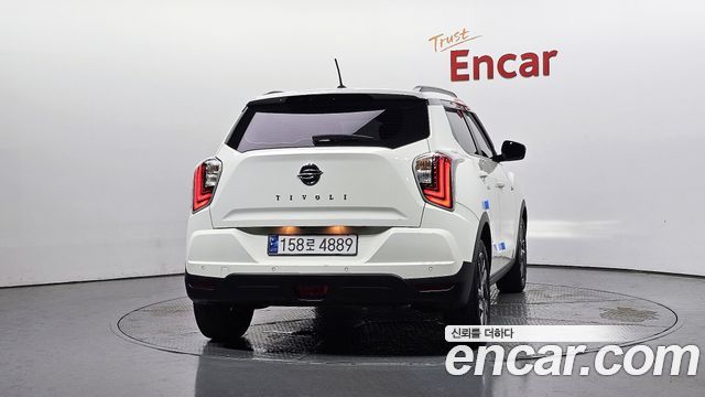 SsangYong Tivoli Gasoline 1.5 2WD V3 - фото 3