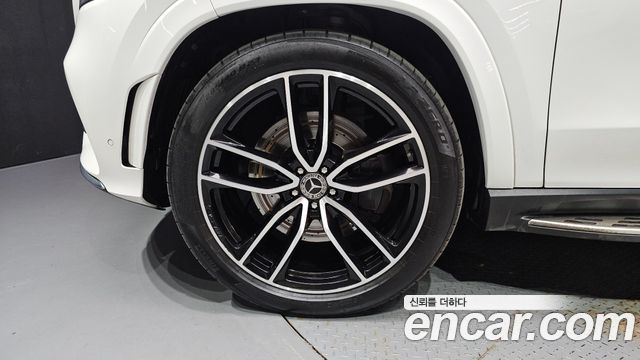 Mercedes-Benz GLS-Class X167 GLS580 4MATIC - фото 4
