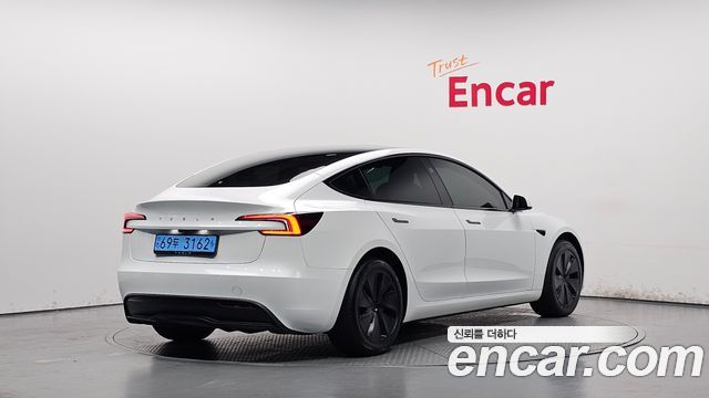 Tesla Model 3 RWD - фото 0