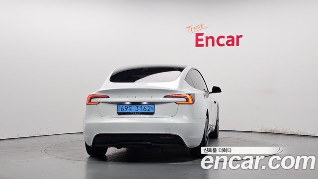 Tesla Model 3 RWD - фото 2