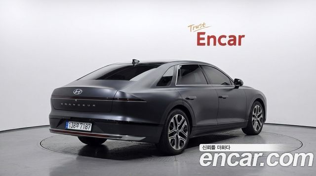 Hyundai Grandeur GN7 2,5 Gasoline 2WD Premium - фото 1