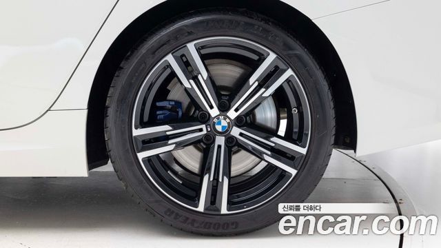BMW 3-Series G20 320i M Sport - фото 4