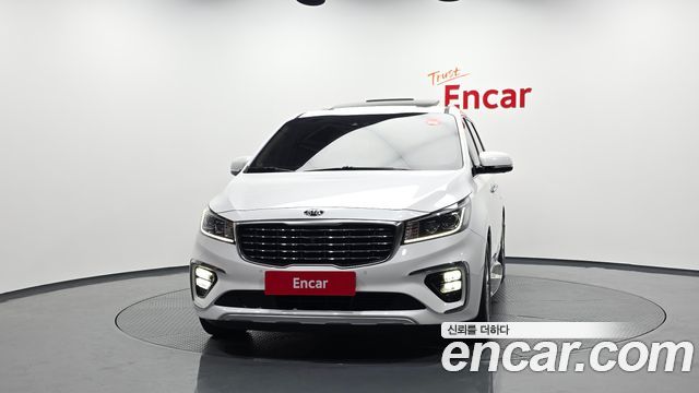 Kia Carnival Новый 9-Seater Noblesse Special - фото 2