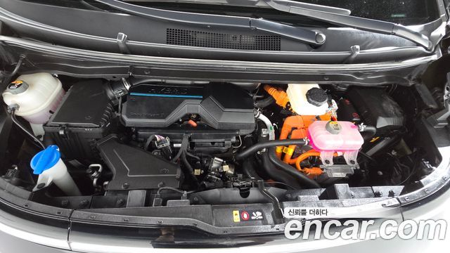 Hyundai Staria HEV 1.6 Cargo 3-Seater Modern - фото 4