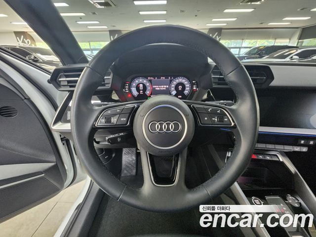 Audi A3 40 TFSI Premium - фото 2