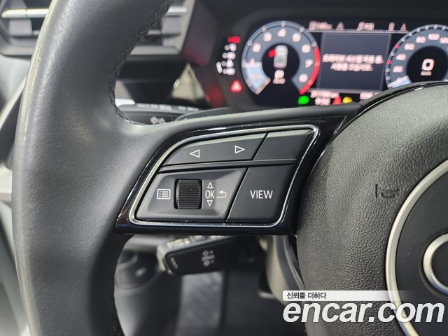 Audi A3 40 TFSI Premium - фото 4