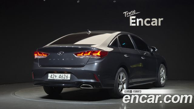 Hyundai Sonata 2.0 Smart Spicial - фото 1