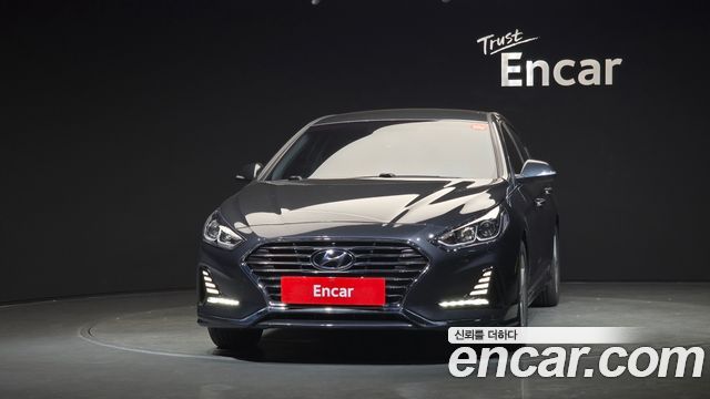 Hyundai Sonata 2.0 Smart Spicial - фото 2