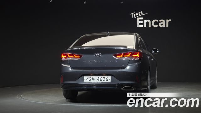 Hyundai Sonata 2.0 Smart Spicial - фото 3