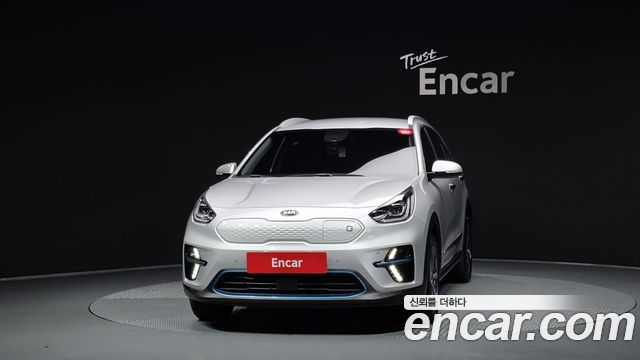 Kia Niro EV Noblesse - фото 2