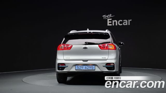 Kia Niro EV Noblesse - фото 3