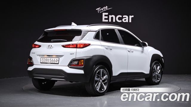 Hyundai Kona 1.6 Turbo 2WD Modern pop - фото 0