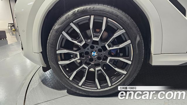 BMW X6 G06 xDrive40i M Sport - фото 4