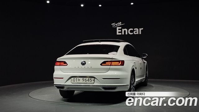 Volkswagen Arteon 2.0 TDI Premium - фото 3