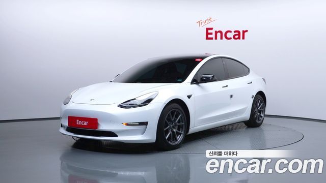 Tesla Model 3 Long Range AWD - фото 0