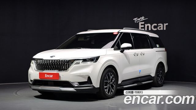 Kia Carnival 4-го поколения 9-Seater Noblesse - фото 0
