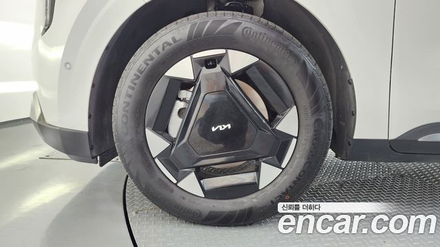 Kia Carnival Новый 4-го поколения HEV 9seater Signature - фото 4