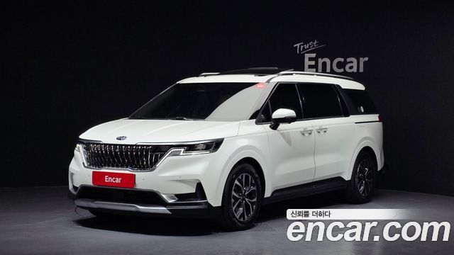 Kia Carnival 4-го поколения 9-Seater Noblesse - фото 0