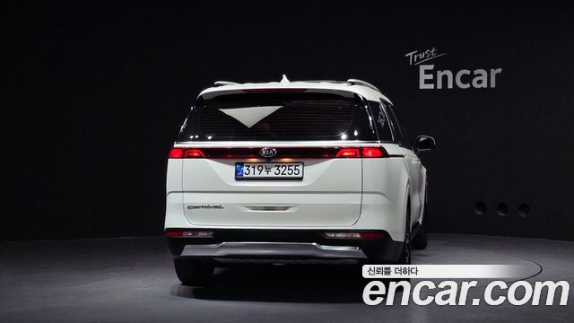 Kia Carnival 4-го поколения 9-Seater Noblesse - фото 3
