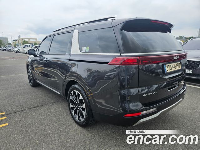 Kia Carnival 4-го поколения 7-Seater Noblesse - фото 1