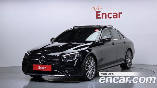 Mercedes-Benz E-Class W213 E350 4MATIC AMG Line - фото 0