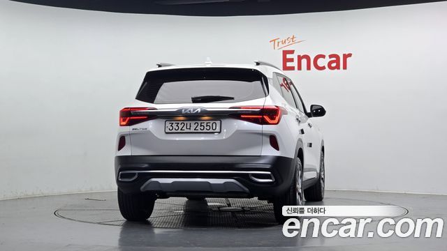 Kia Seltos Gasoline 1.6 Turbo 2WD Signature - фото 3