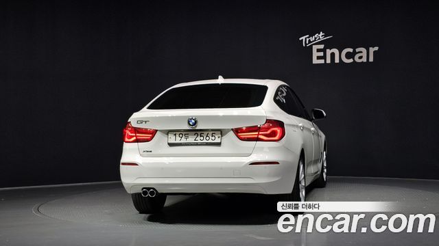 BMW Gran Turismo F34 GT 320d xDrive - фото 3