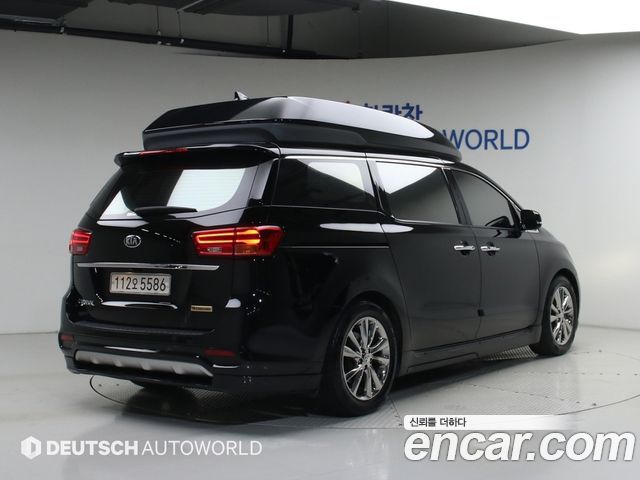 Kia Carnival Новый Gasoline 7-Seater Hi-Limousine President - фото 1