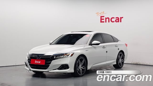 Honda Accord 10-го поколения 2.0 Hybrid Touring - фото 0