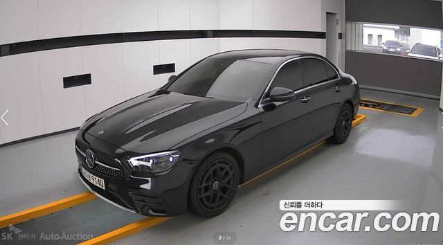 Mercedes-Benz E-Class W213 E220d 4MATIC AMG Line - фото 1