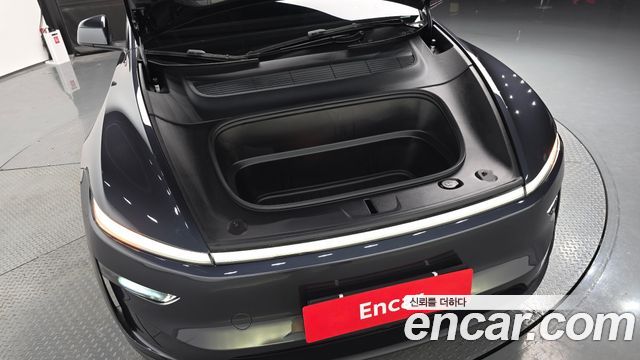 Tesla Model Y RWD - фото 4