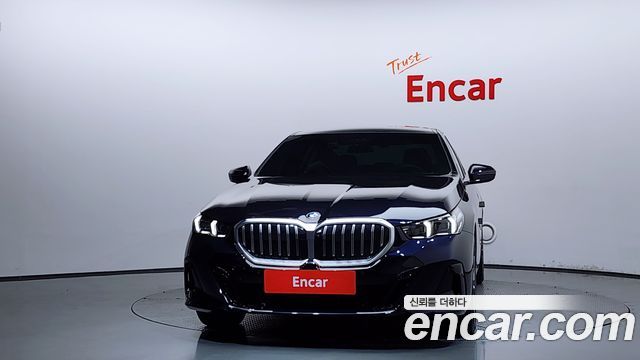 BMW 5-Series G60 520i M Sport - фото 2