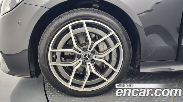 Mercedes-Benz E-Class W213 E300d 4MATIC Coupe - фото 4