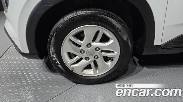 Hyundai Venue 1.6 Modern - фото 4