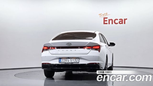 Hyundai Avante CN7, гибрид Smart - фото 3