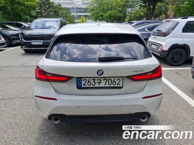 BMW 1-Series F40 118d Sport - фото 1