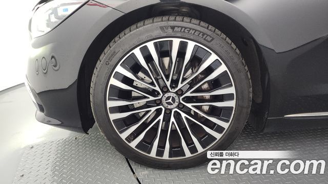 Mercedes-Benz S-Class W223 S580L 4MATIC - фото 4