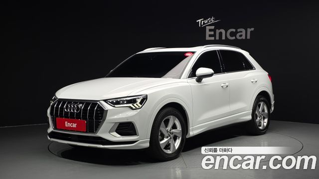 Audi Q3 F3 35 TDI Premium - фото 0