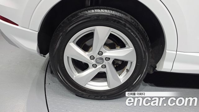Audi Q3 F3 35 TDI Premium - фото 4