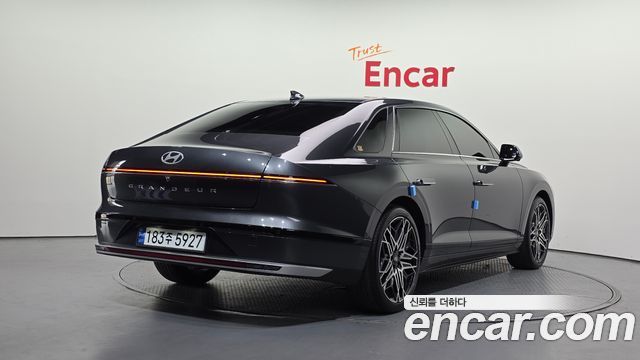 Hyundai Grandeur GN7, гибрид Exclusive - фото 1