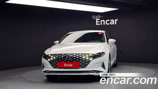 Hyundai Grandeur Новый IG, гибрид Calligraphy - фото 2