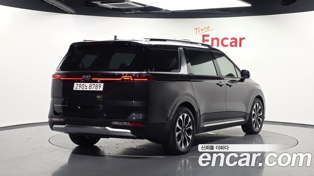Kia Carnival 4-го поколения 9-Seater Signature - фото 1